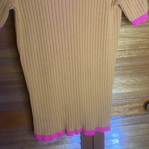 Brand new women’s Burberry Ochre Yellow - Picture 10 of 12